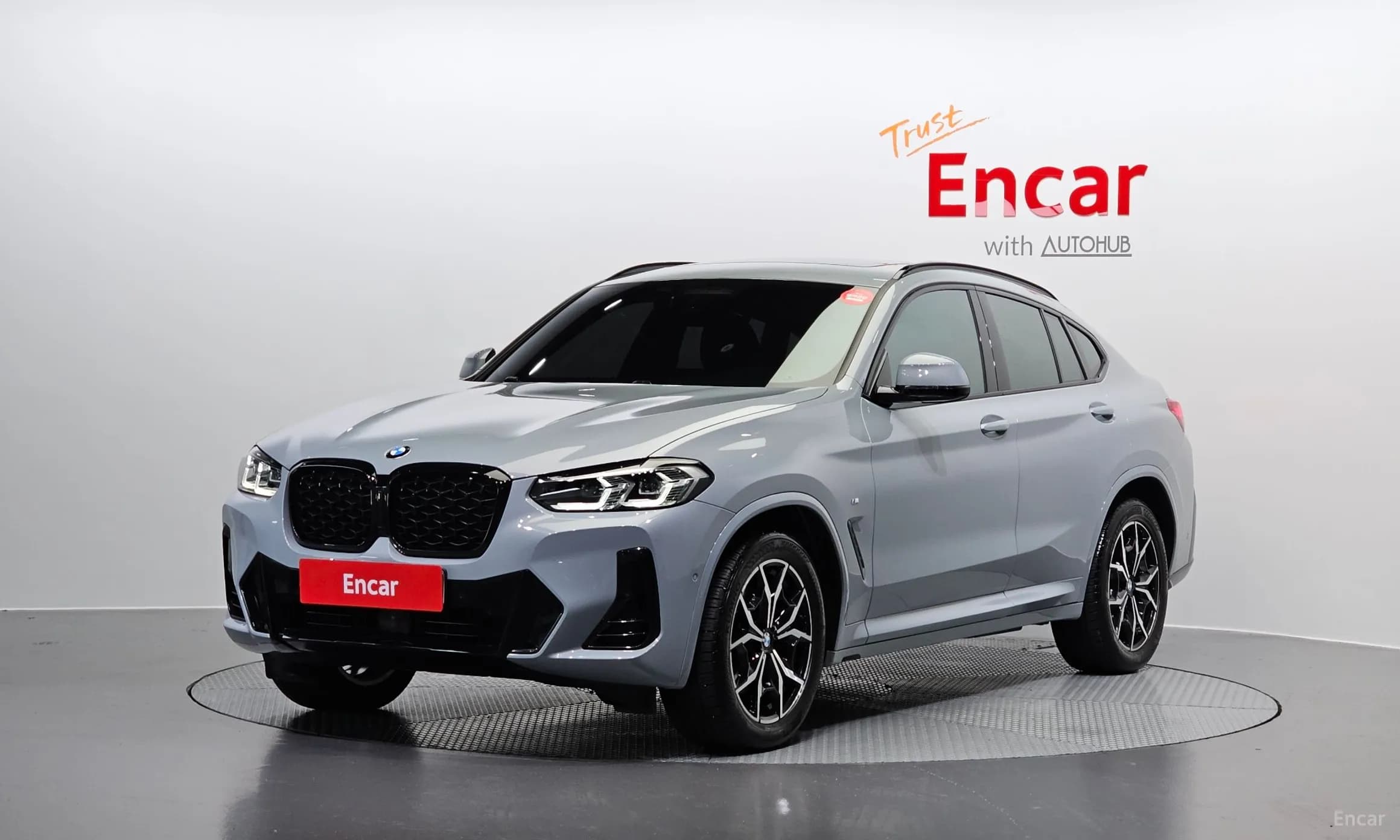X4 (G02)