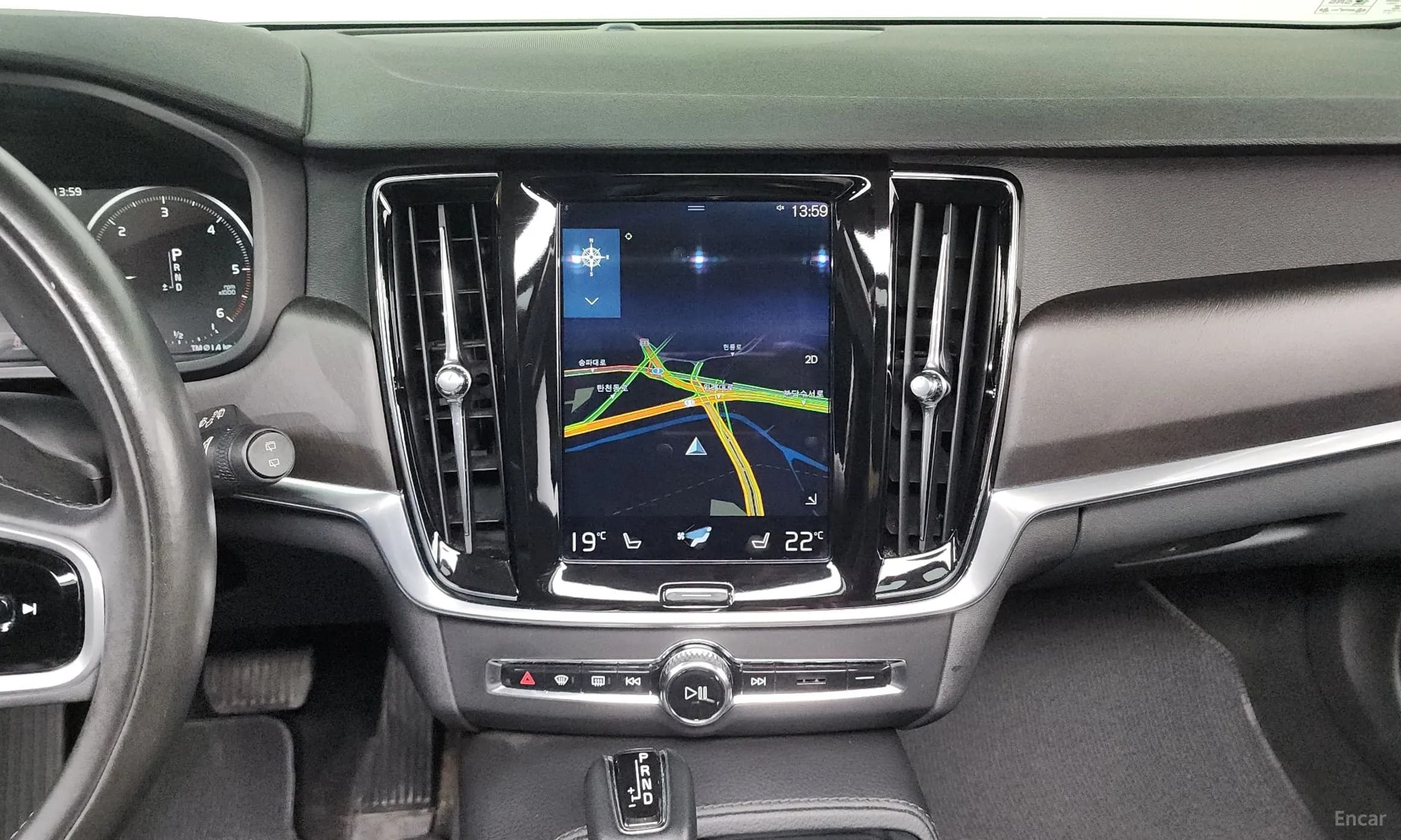 V90 Cross Country