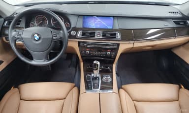 7 Series (F01)