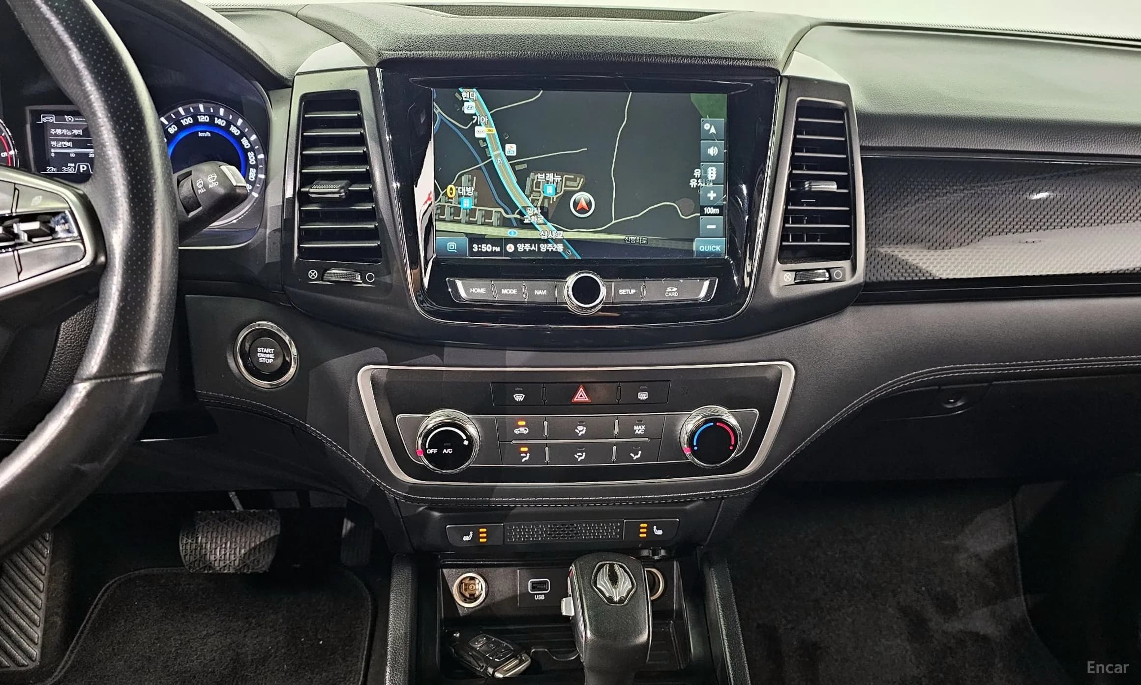 Rexton Sports Khan