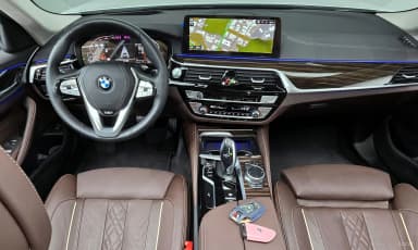 5 Series (G30)