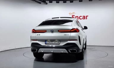 X6 (G06)