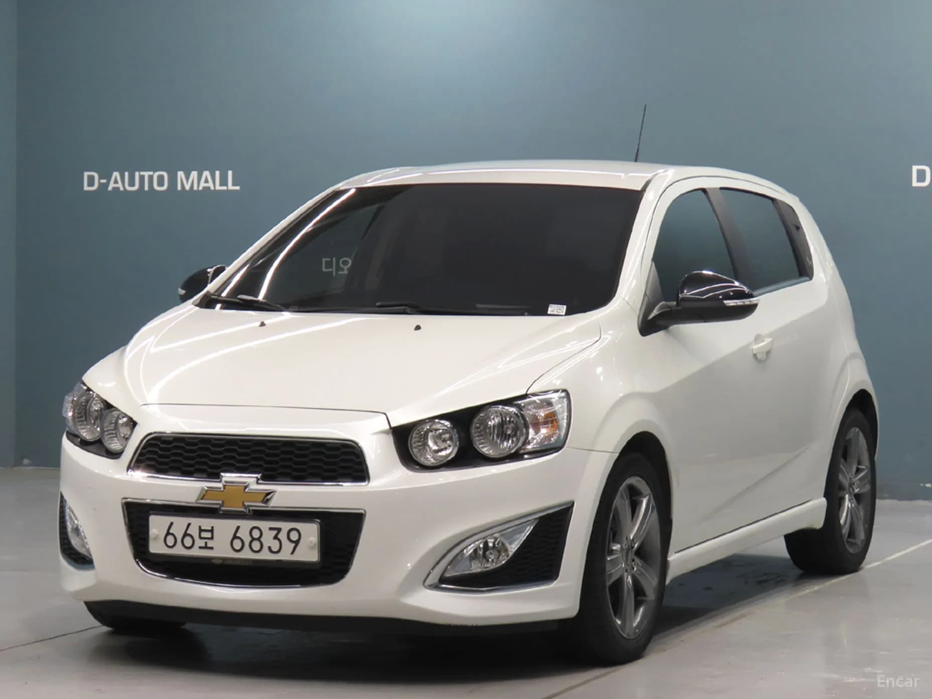 Aveo Hatchback