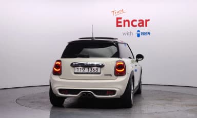 Cooper S