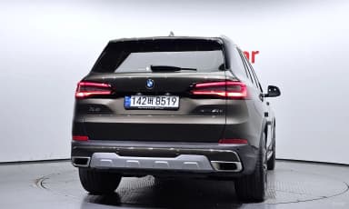 X5 (G05)