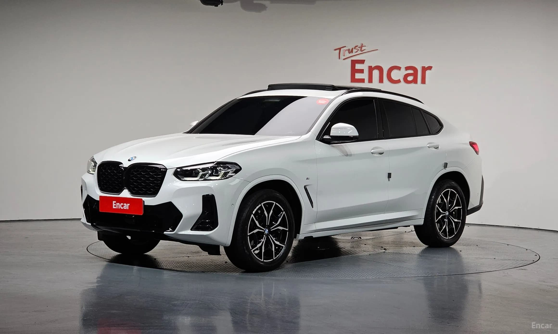 X4 (G02)
