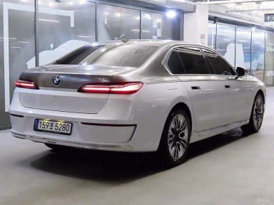 7 Series (G70)