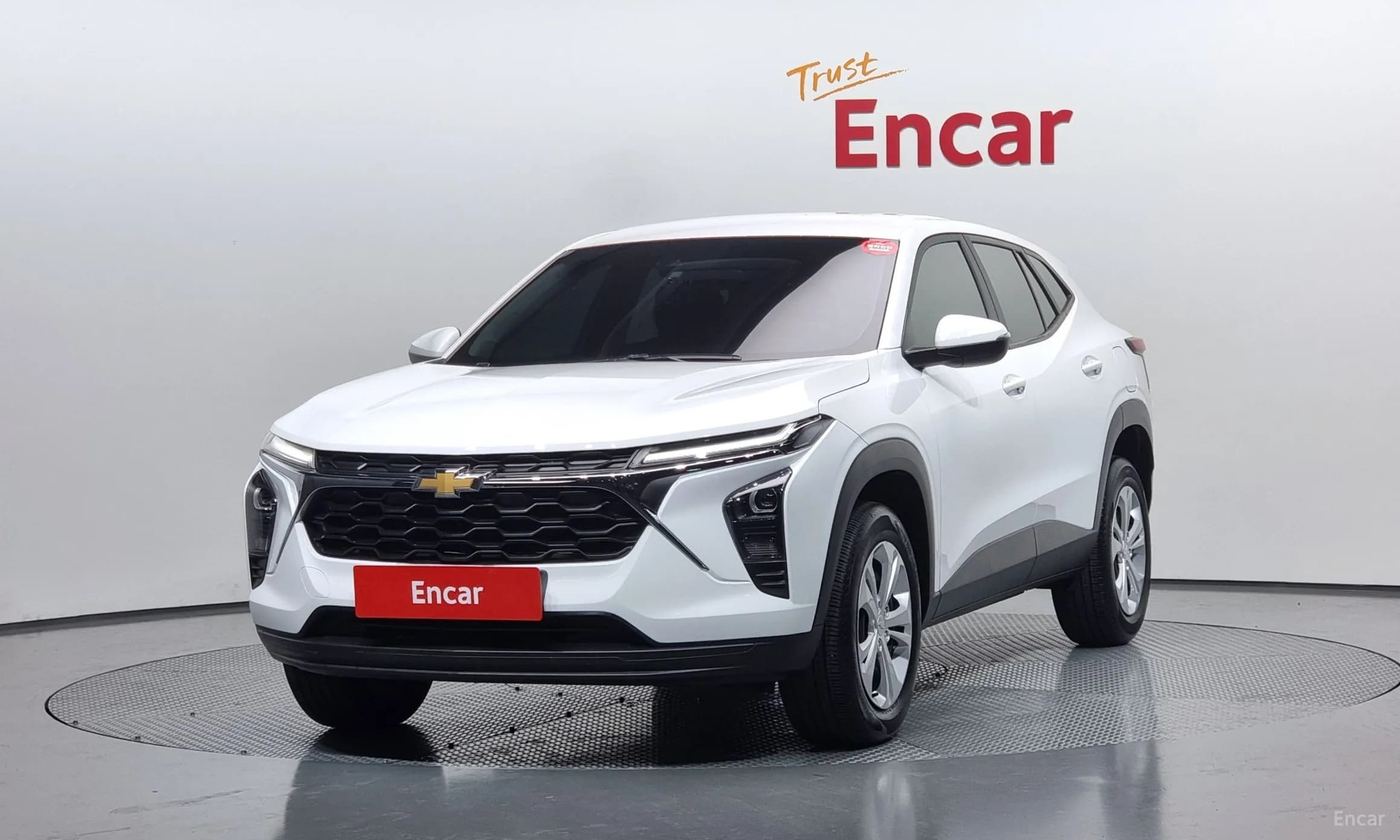 Trax Crossover