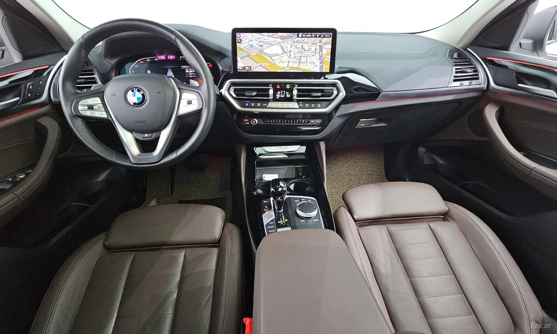 X4 (G02)