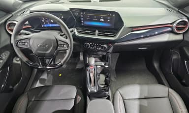 Trax Crossover