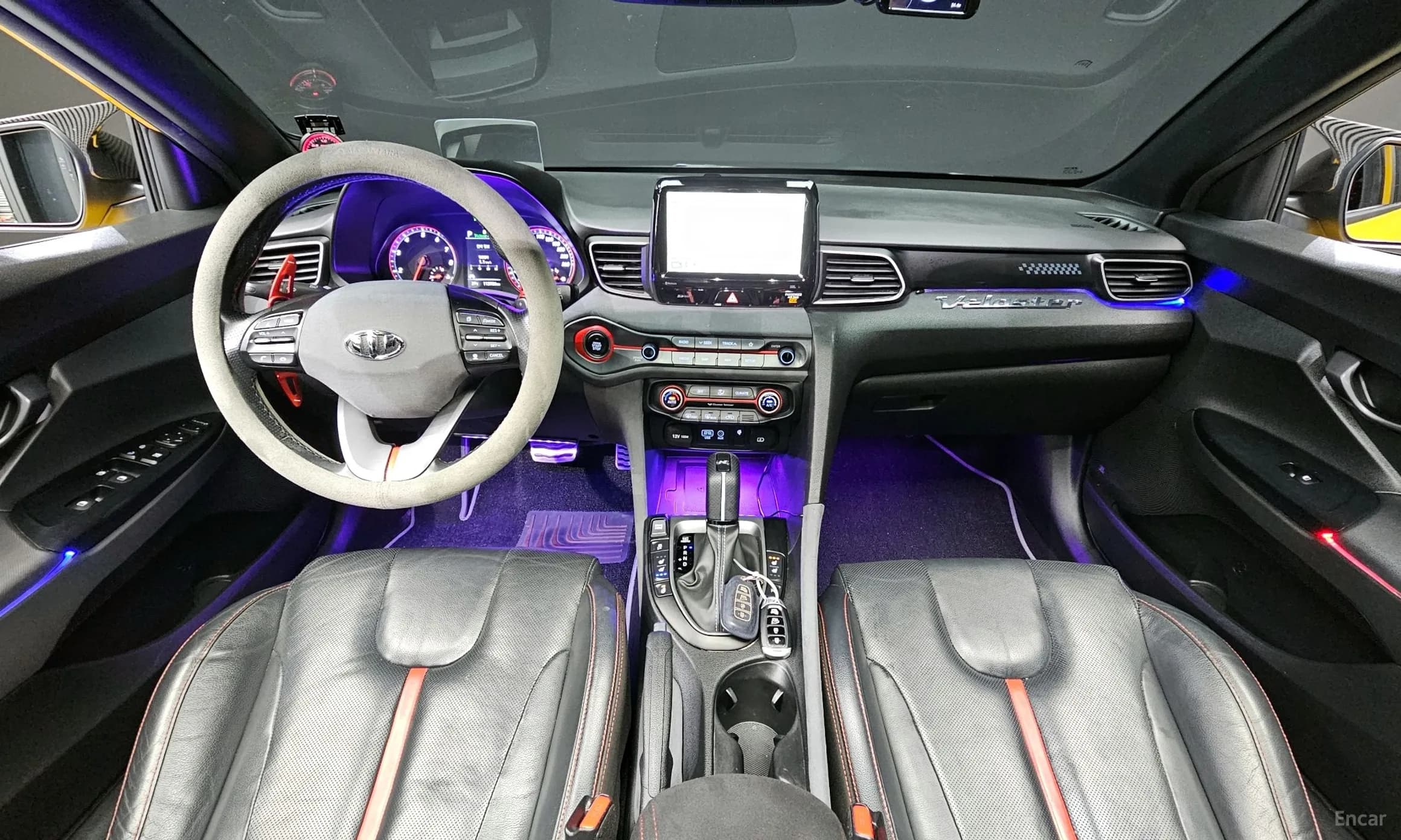 Veloster (JS)
