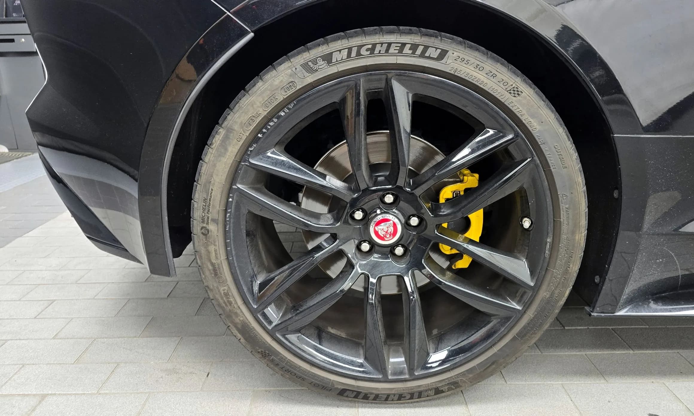 F-TYPE