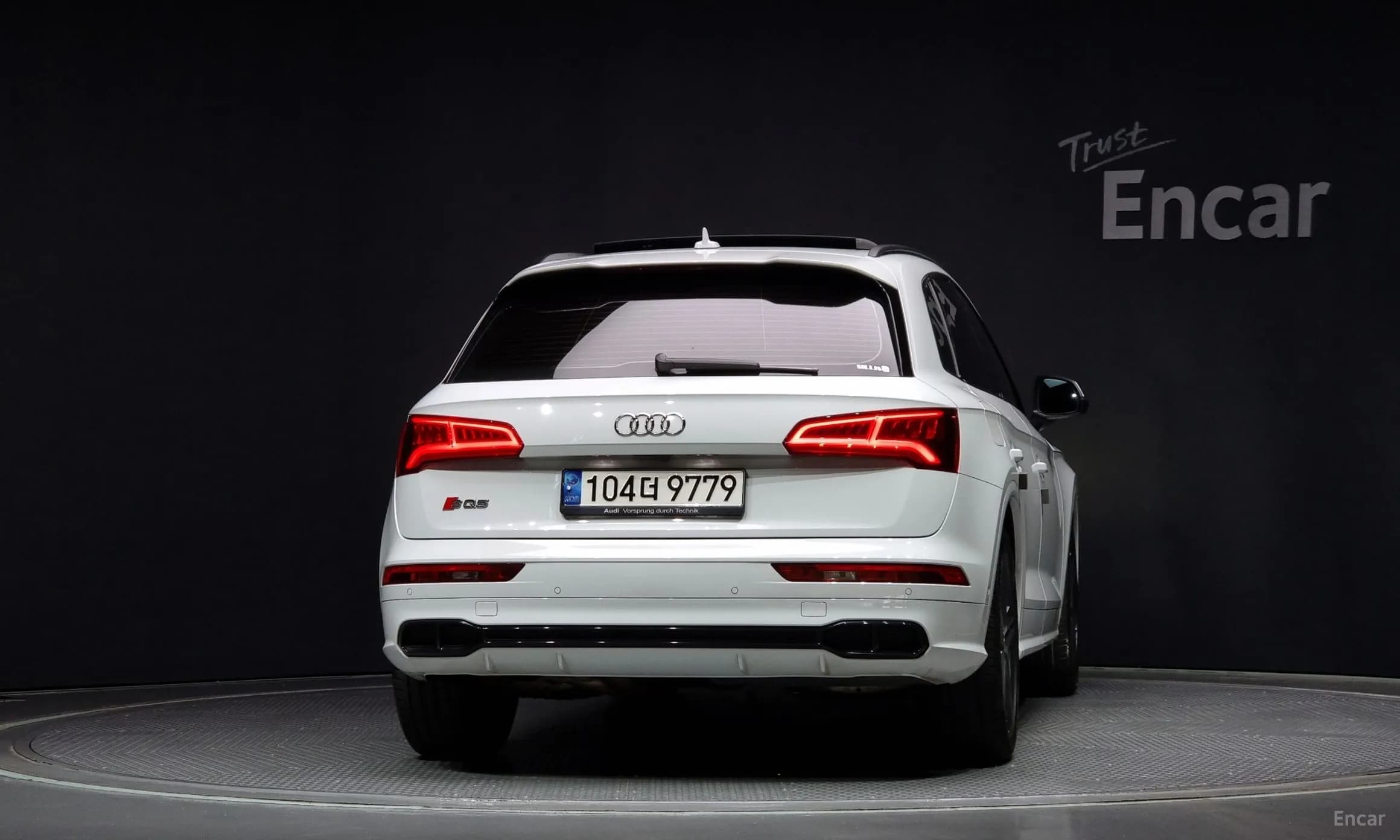 SQ5 (FY)