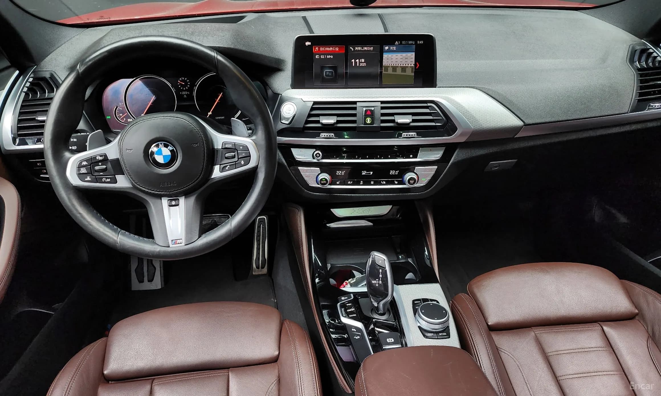 X4 (G02)