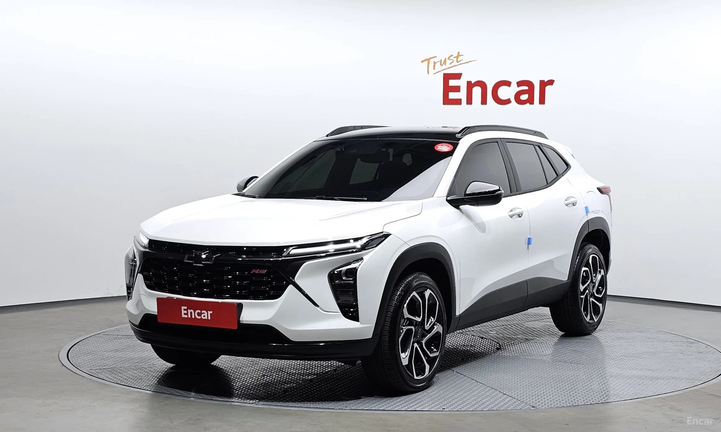 Trax Crossover
