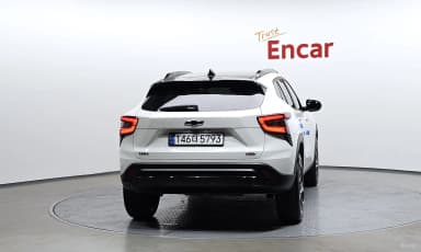 Trax Crossover