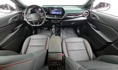 Trax Crossover