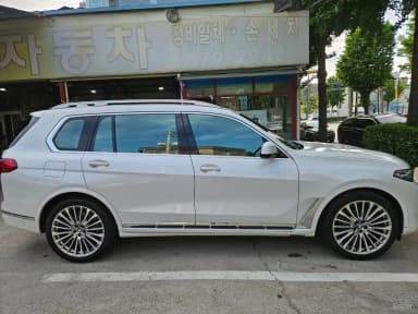 X7 (G07)