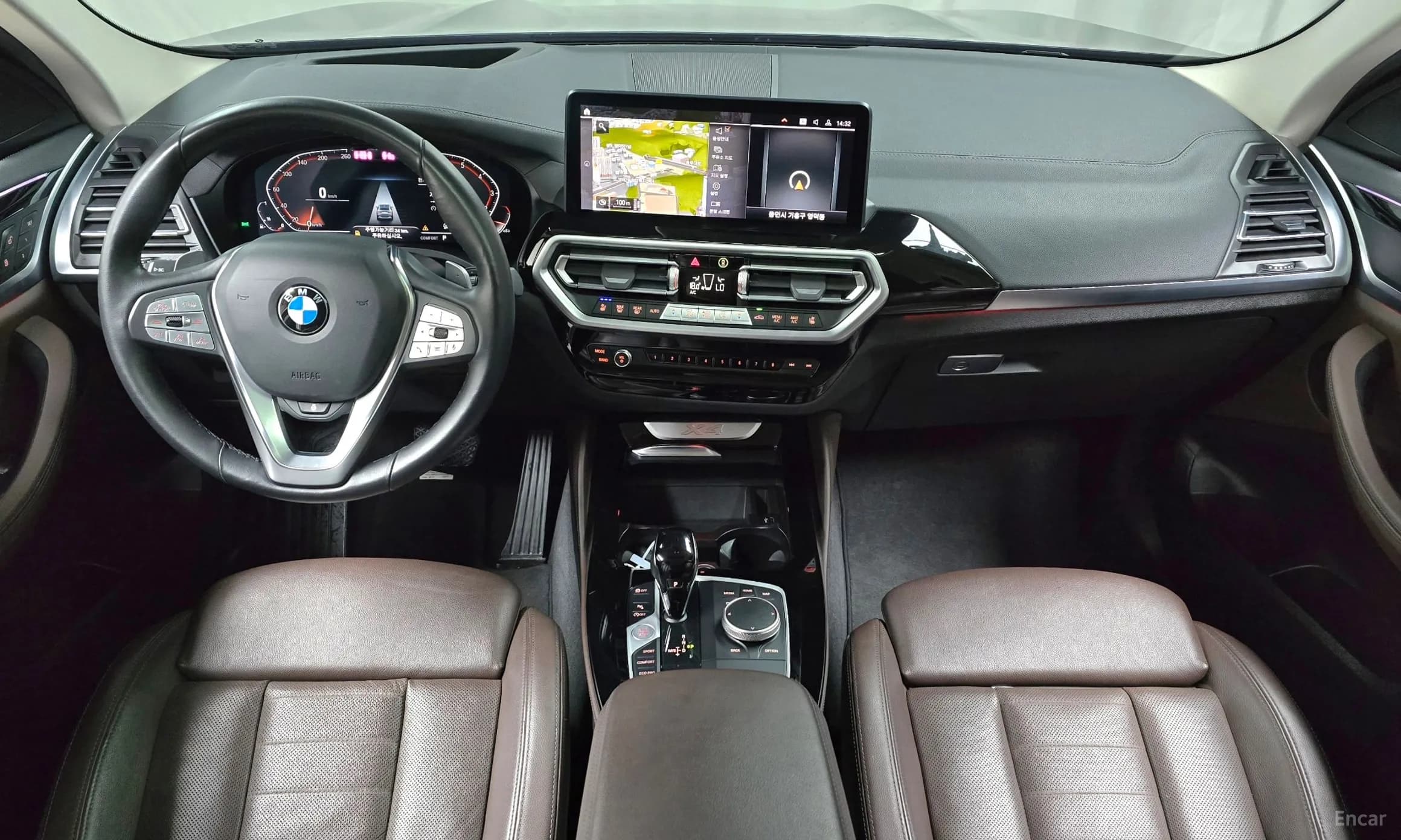 X4 (G02)