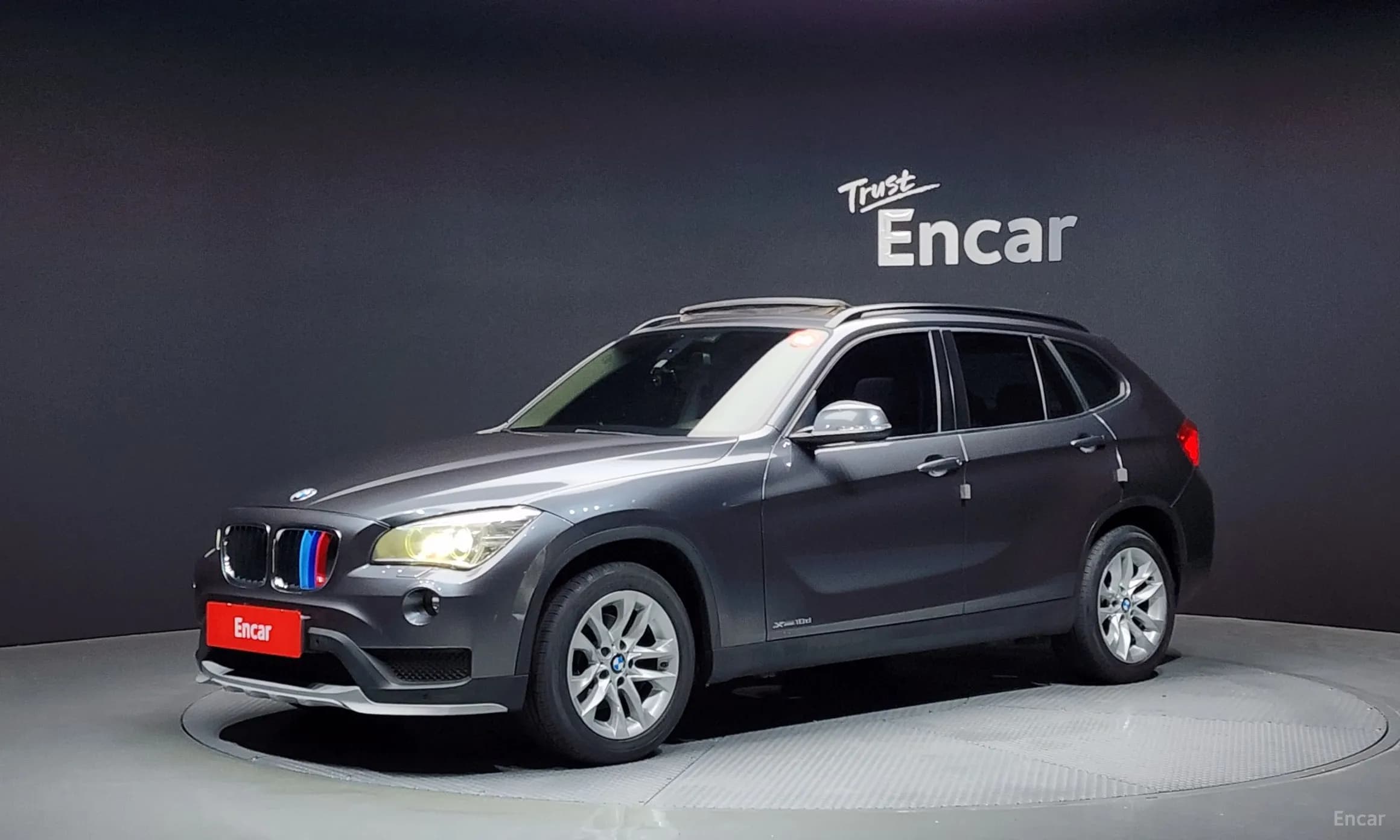 X1 (E84)
