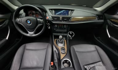X1 (E84)