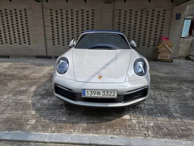 911 (992)