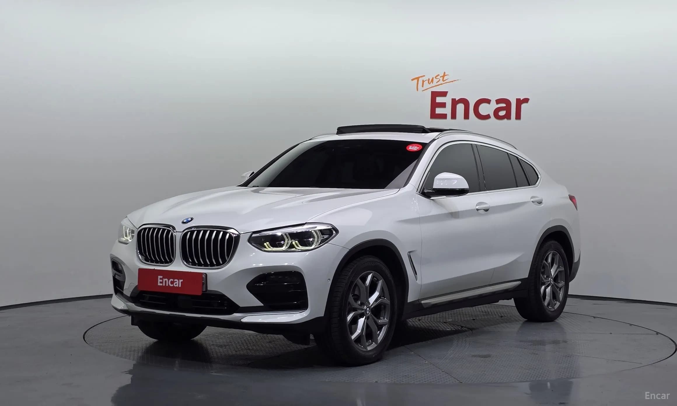 X4 (G02)