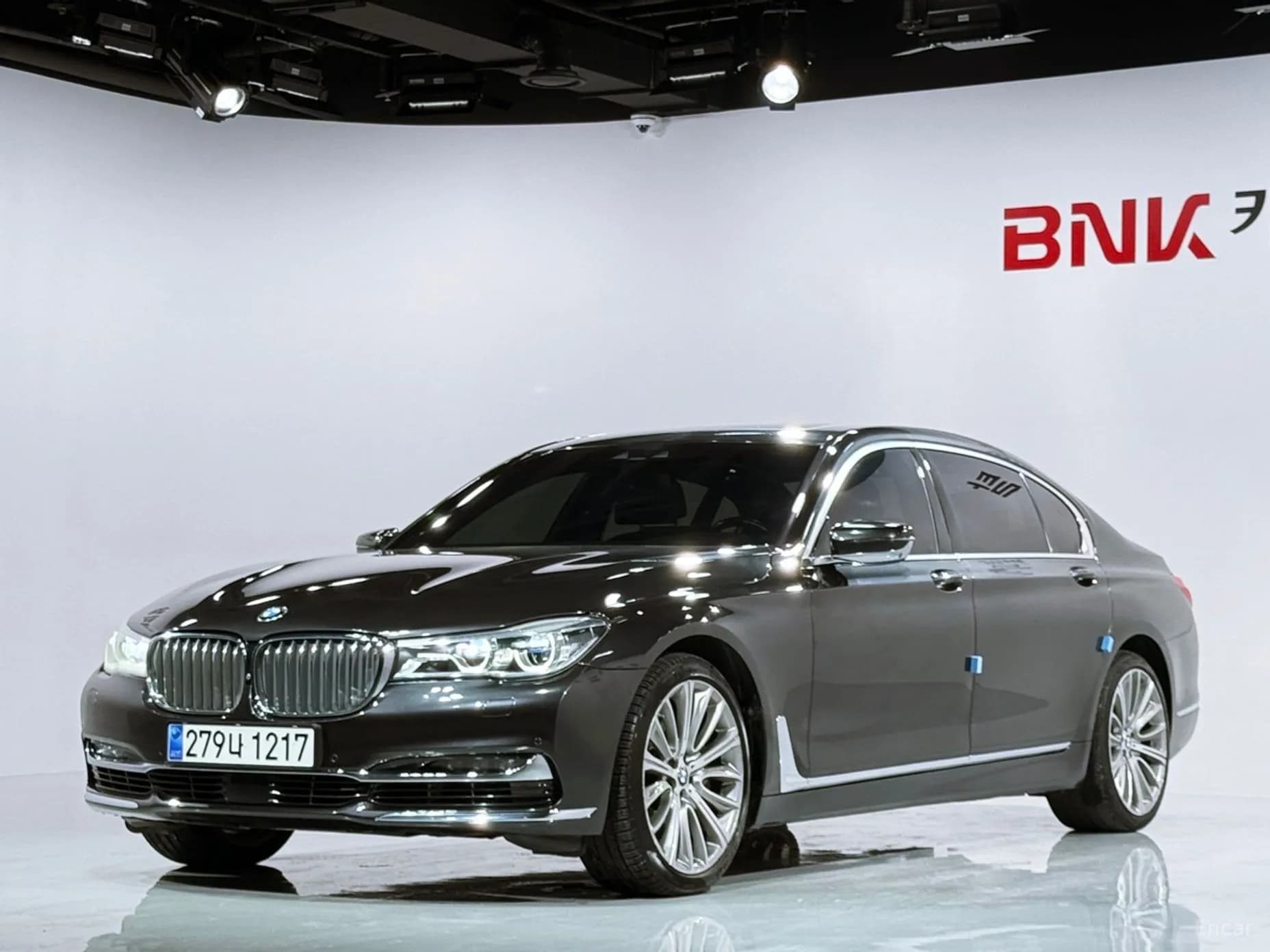 7 Series (G11)