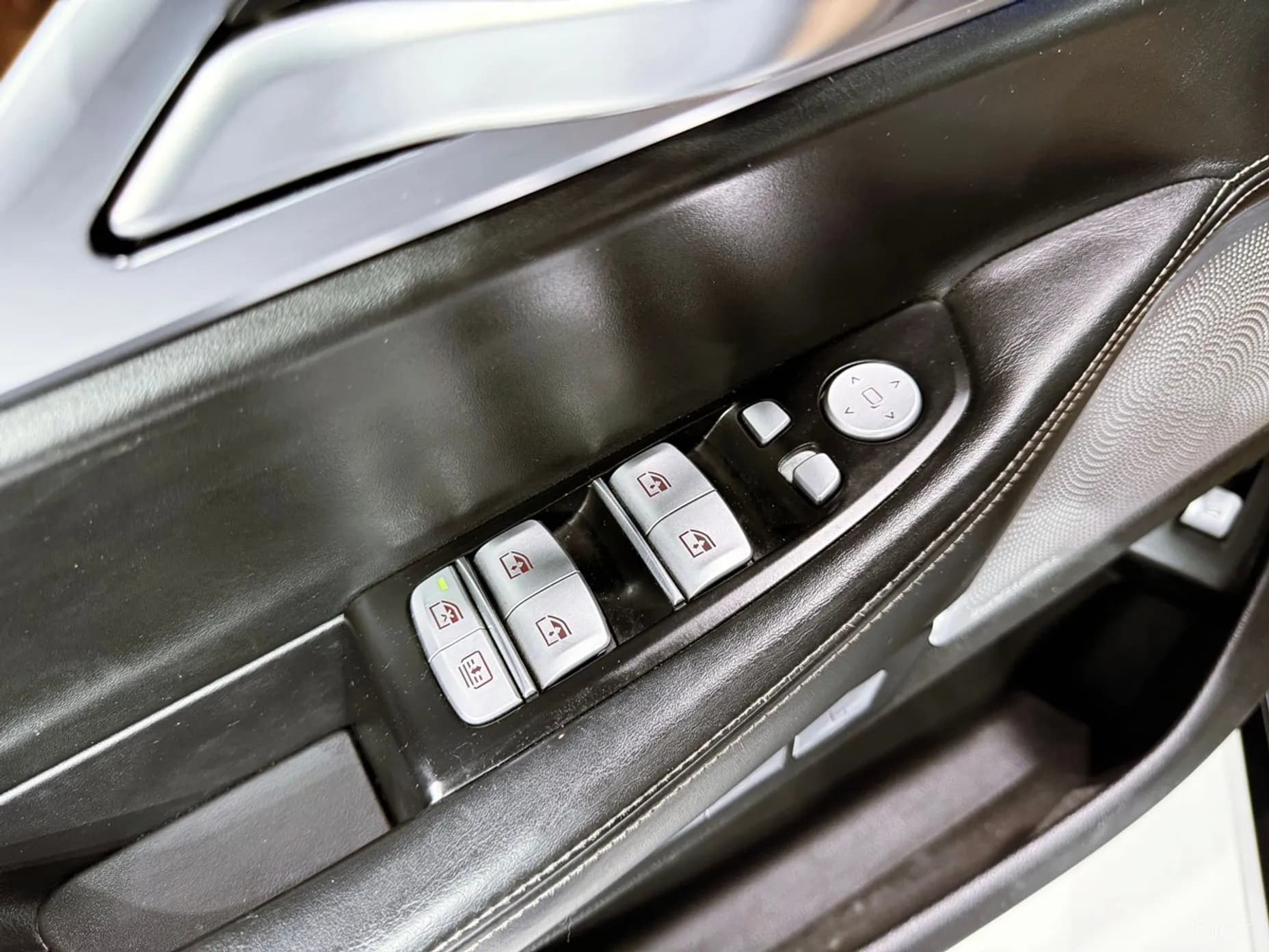 7 Series (G11)