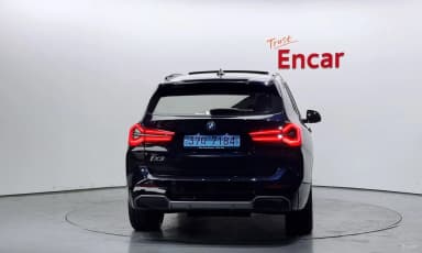 iX3