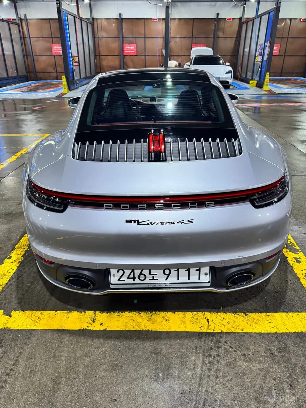 911 (992)