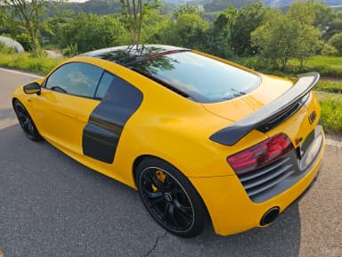 R8