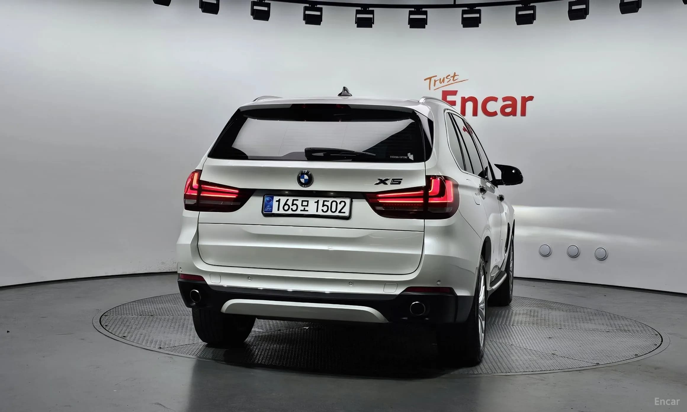 X5 (F15)