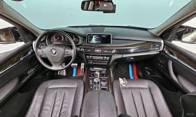 X5 (F15)