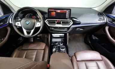 X4 (G02)