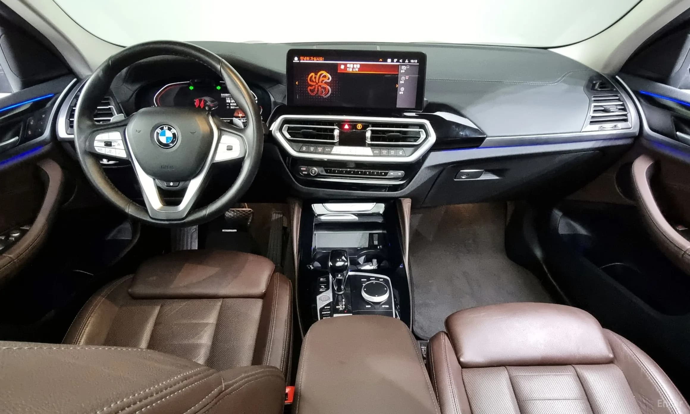 X4 (G02)