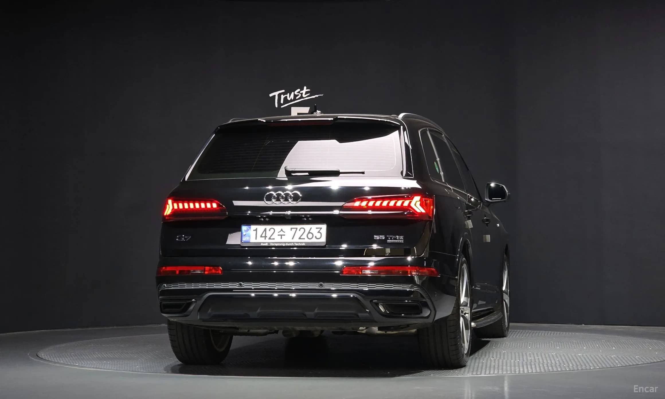 Q7 (4M)