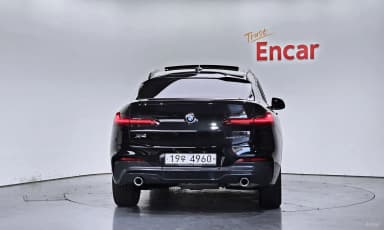 X4 (G02)