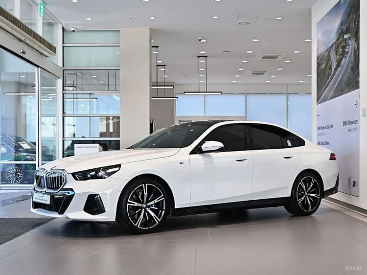 5 Series (G60)
