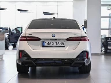 5 Series (G60)