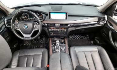 X5 (F15)