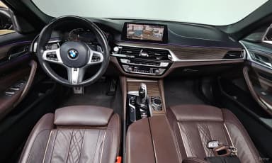 5 Series (G30)