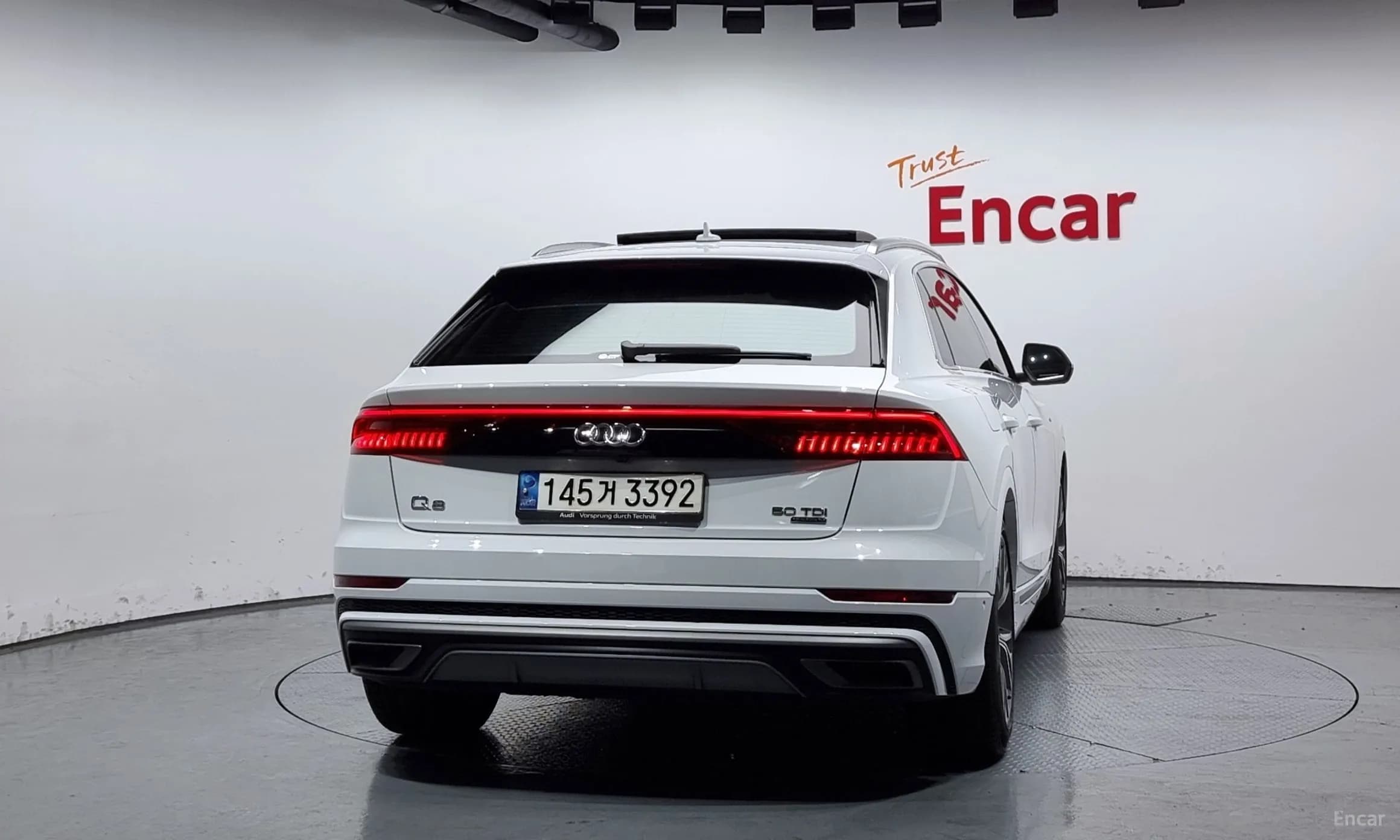 Q8 (4M)