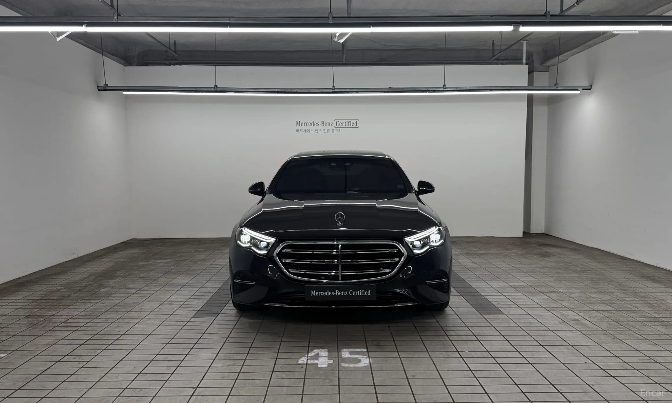 E-Class W214