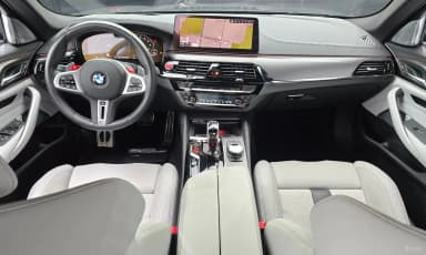 M5 (F90)