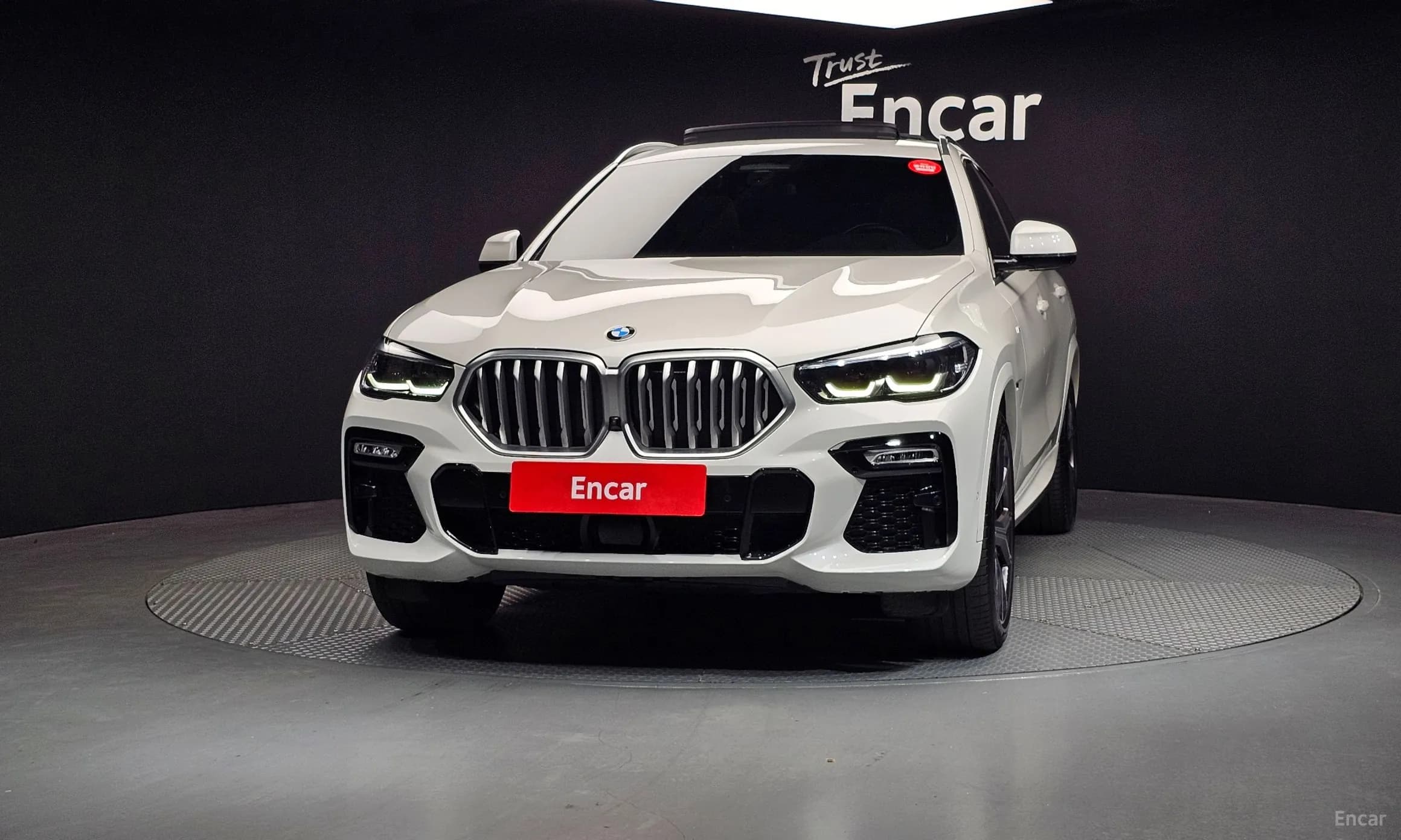X6 (G06)