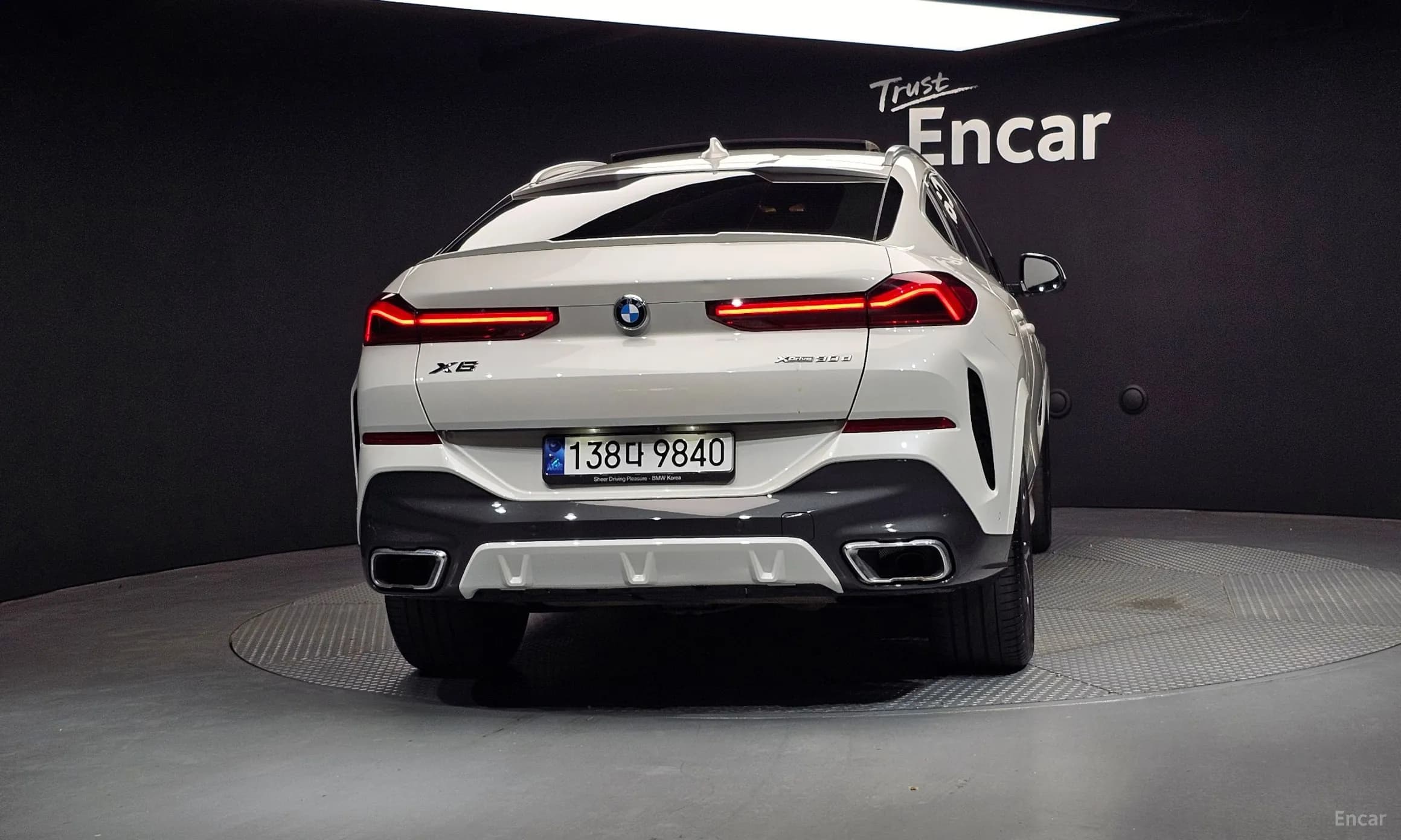 X6 (G06)