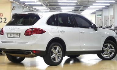New Cayenne
