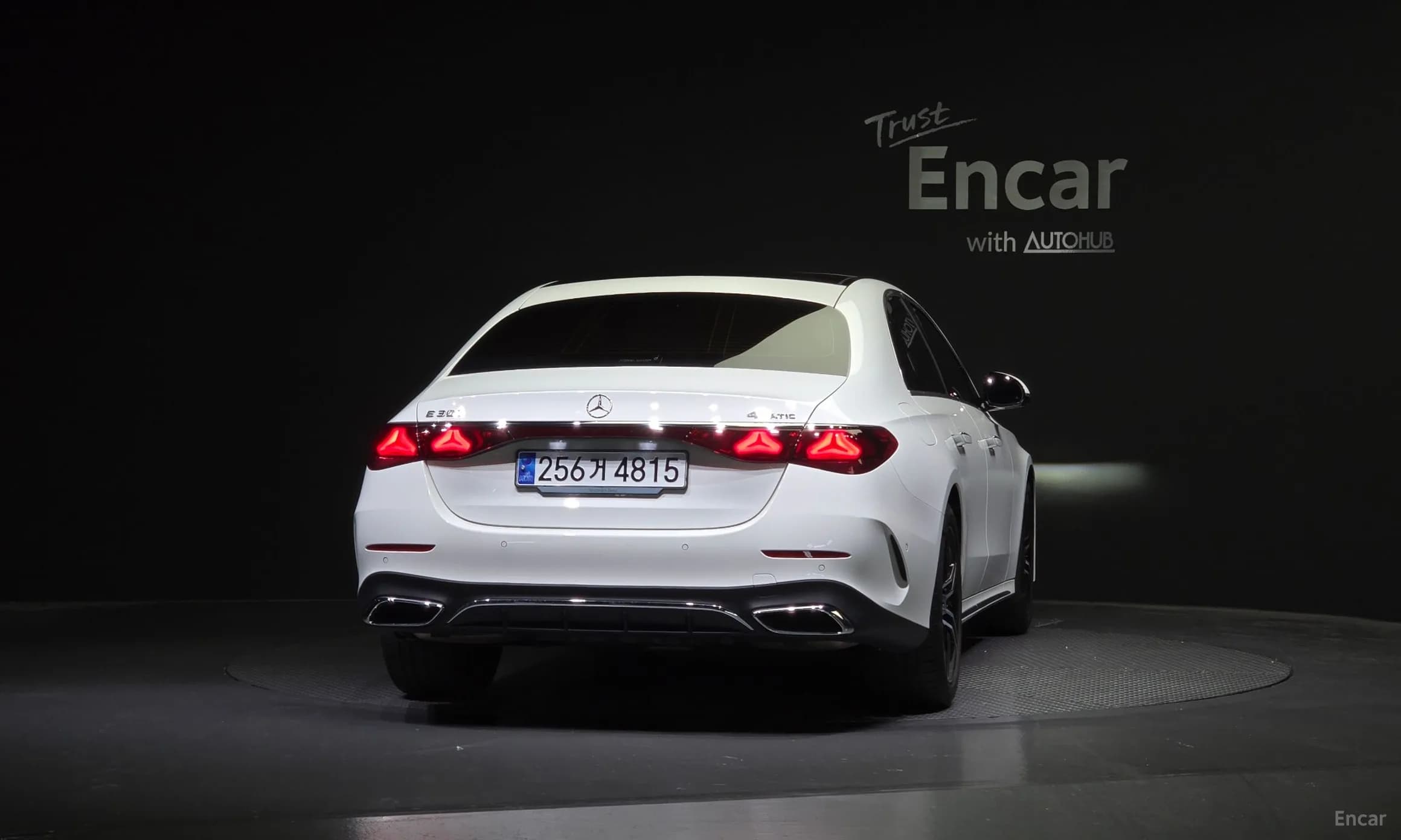 E-Class W214