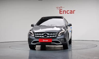 GLA-Class X156